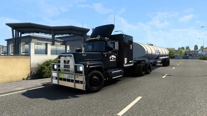 Mack Rs 700 & Rs 700 Rubber Duck ETS2 1.45