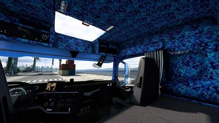 Volvo Fh5 Blue Danish Plush Interior + Exterior (Low Cab) V3.0 ETS2 1.45