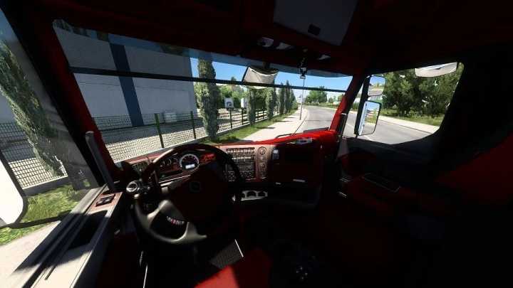Renault Red Black Dashboard V1.0 ETS2 1.47