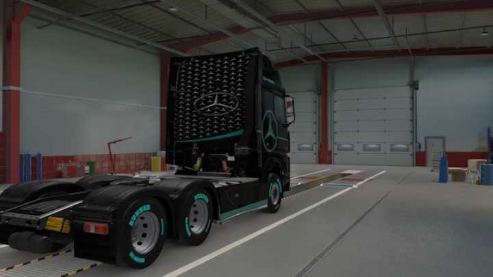 Simple Mercedes Skin V1.0 ETS2 1.48