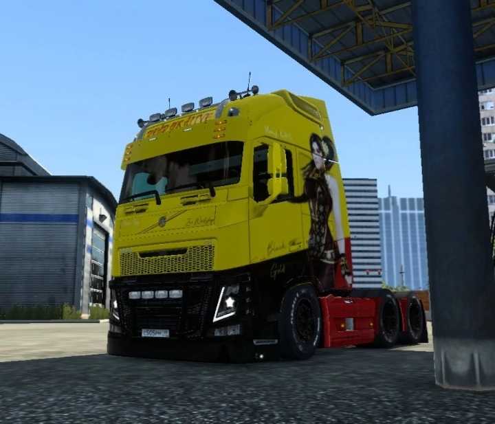 Momiji Black Gold Dress Skin ETS2 1.48
